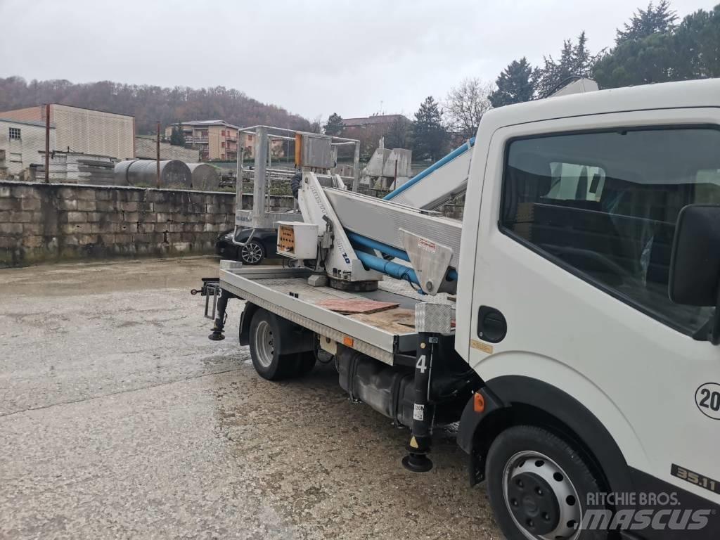 Multitel MX 200 Platforme aeriene montate pe camion