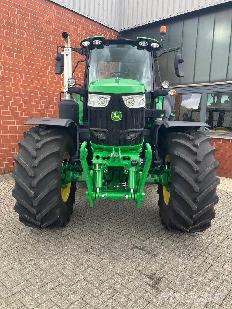 John Deere 6195M Tractoare