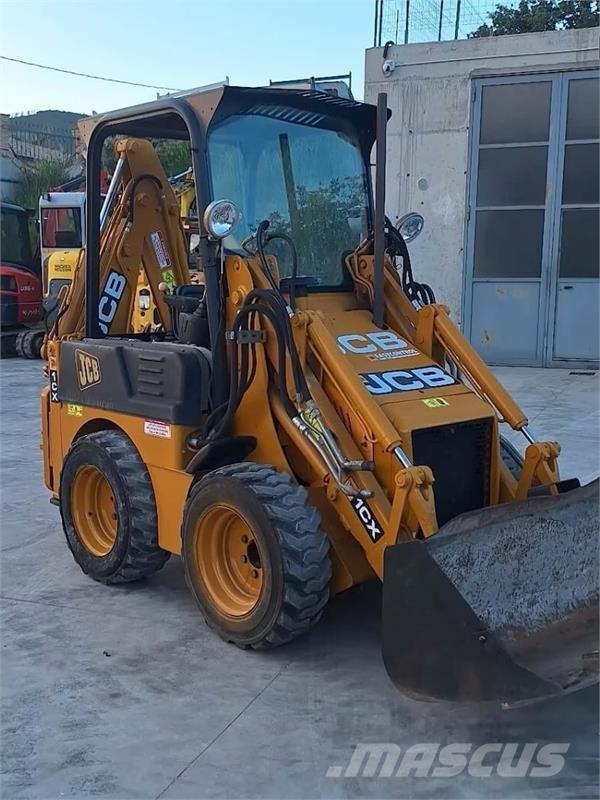 JCB 1CX Buldoexcavatoare