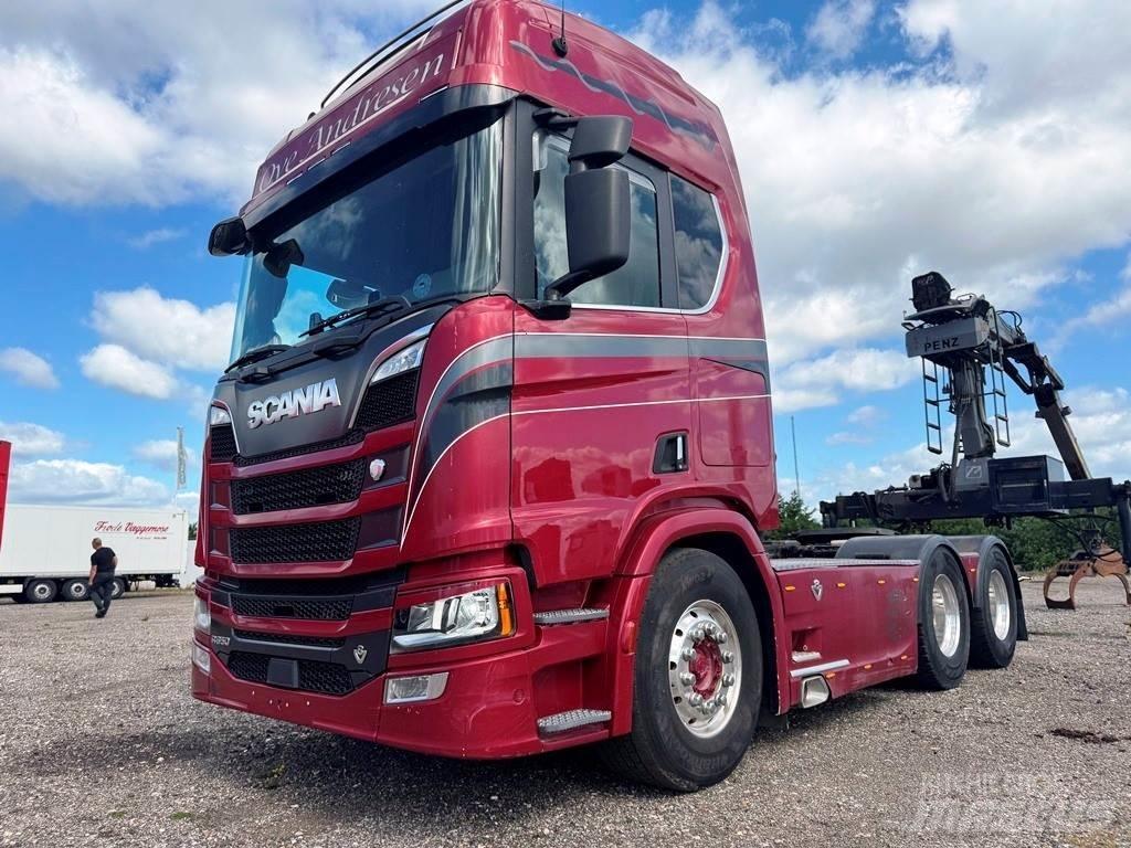 Scania R650 6x4 Autotractoare