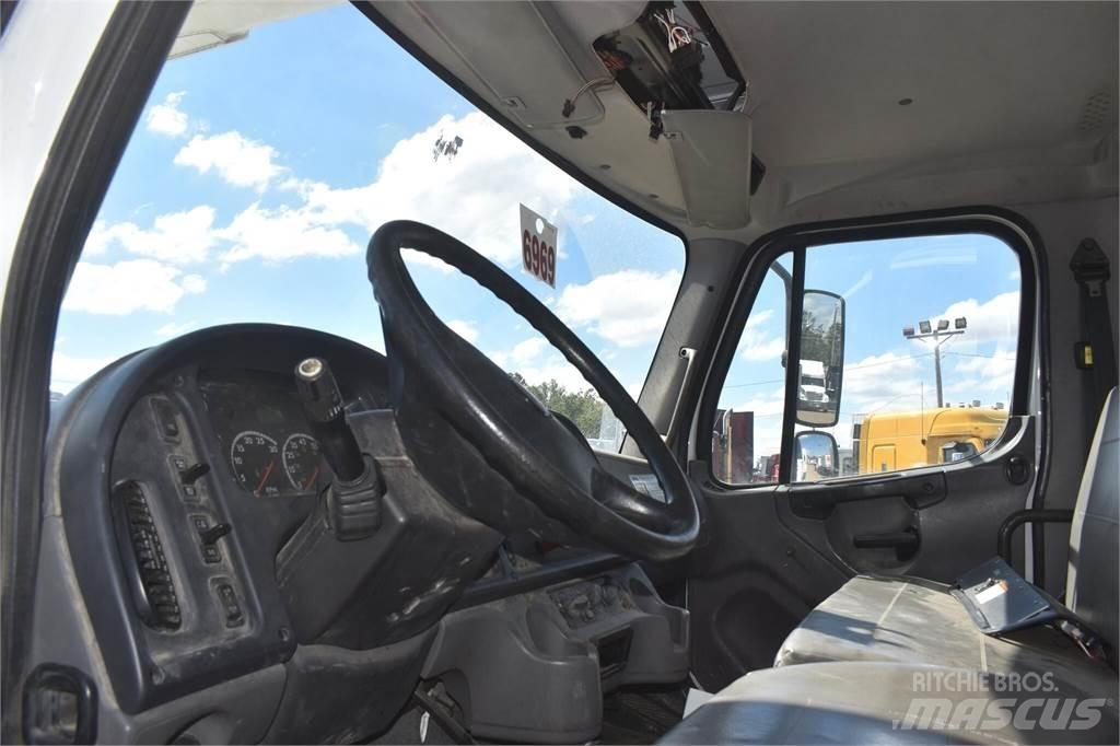 Altec AA55 MH Platforme aeriene montate pe camion