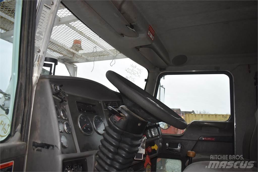 Altec AA755 Platforme aeriene montate pe camion