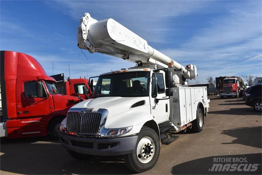 Altec AM55E Platforme aeriene montate pe camion