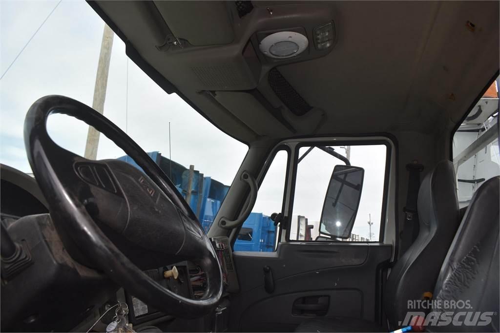 Altec TA40 Platforme aeriene montate pe camion