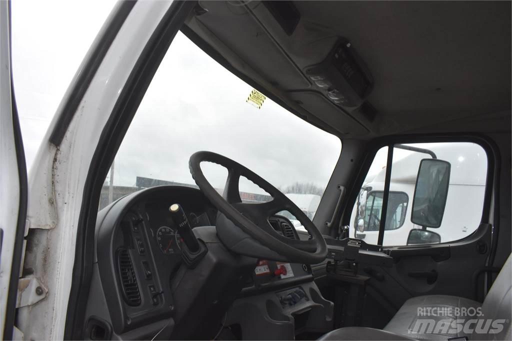 Altec TA41M Platforme aeriene montate pe camion