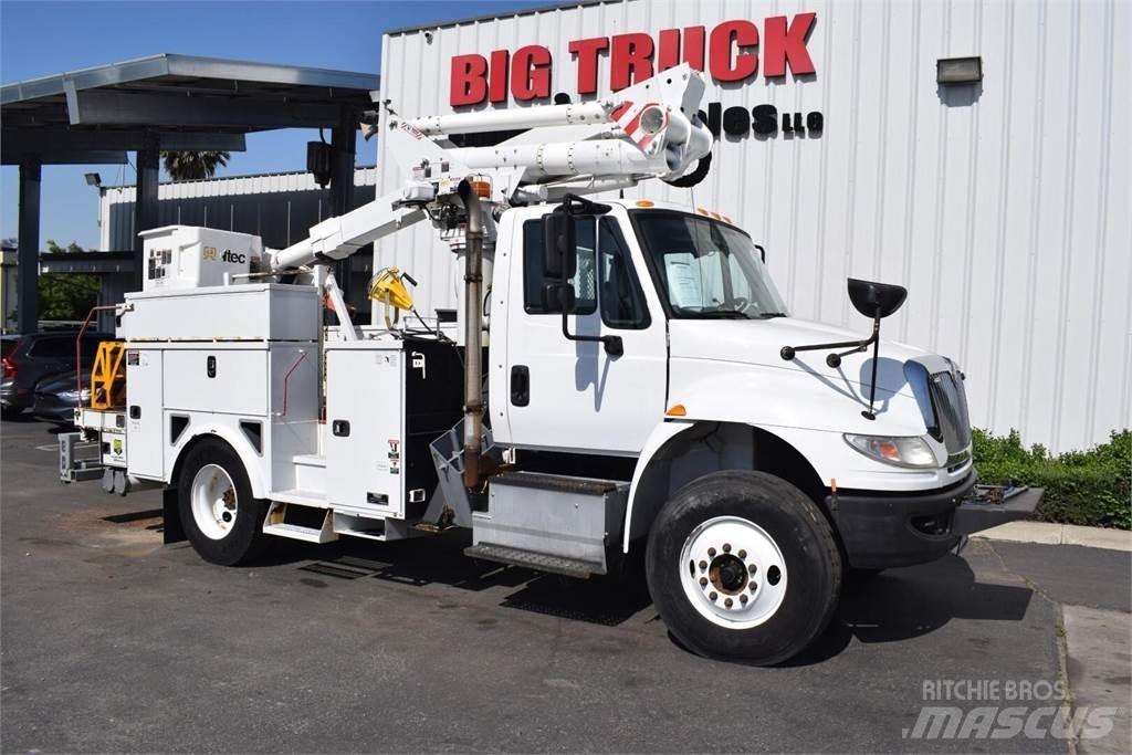 Altec TA41M Platforme aeriene montate pe camion