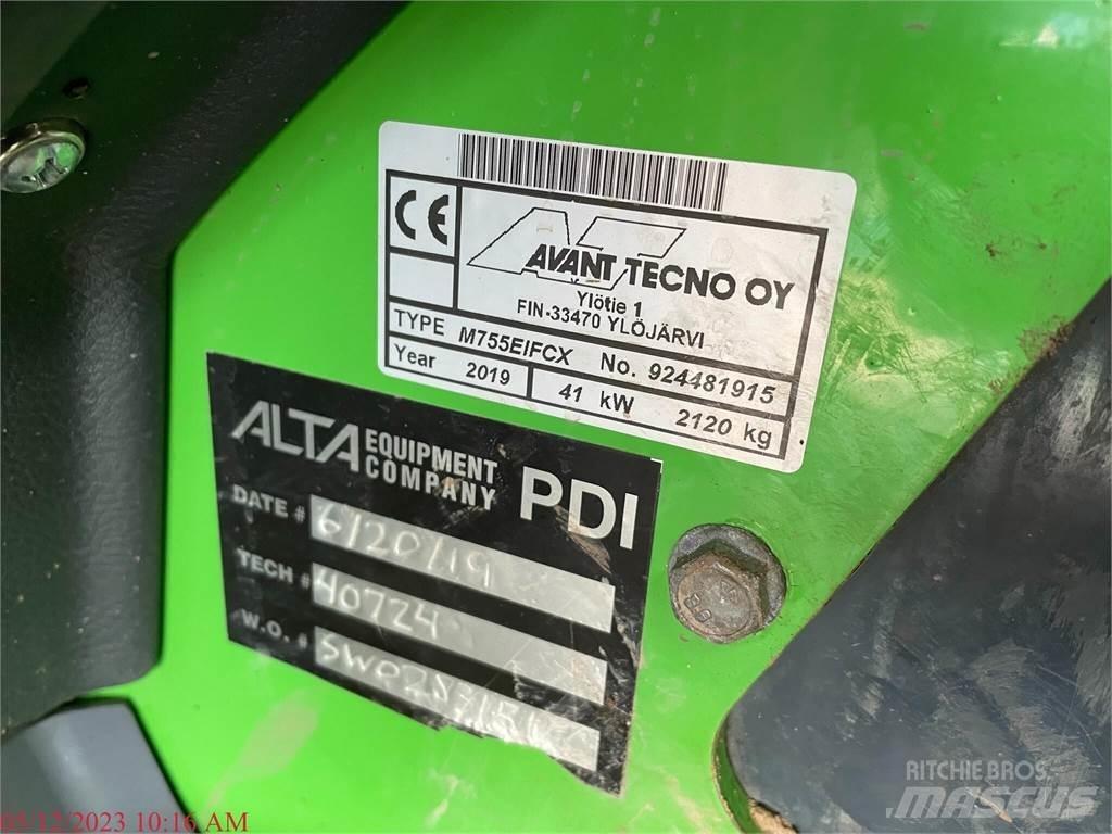 Avant 755I Incarcator pe pneuri