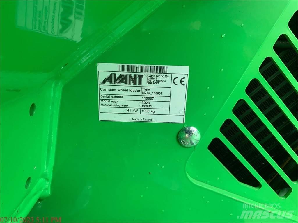 Avant 755I Incarcator pe pneuri
