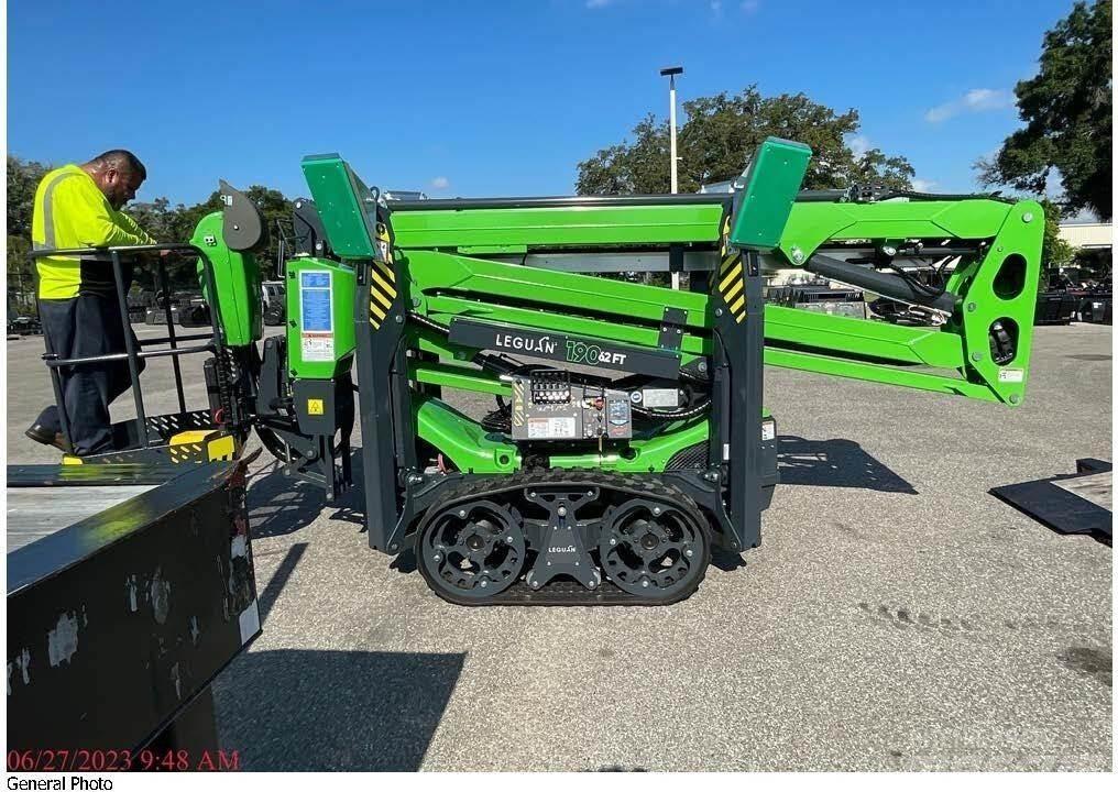 Avant LEGUAN 190 Nacele cu brat articulat