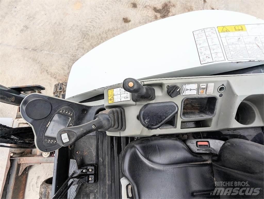 Bobcat E32I Mini excavatoare < 7t