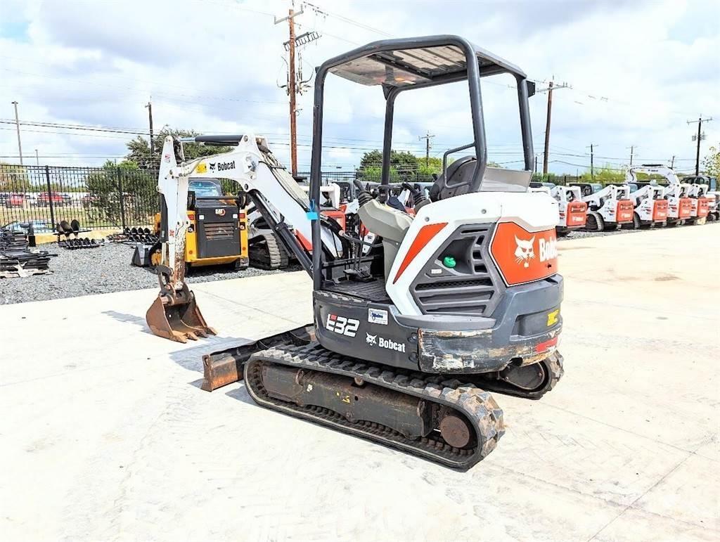 Bobcat E32I Mini excavatoare < 7t