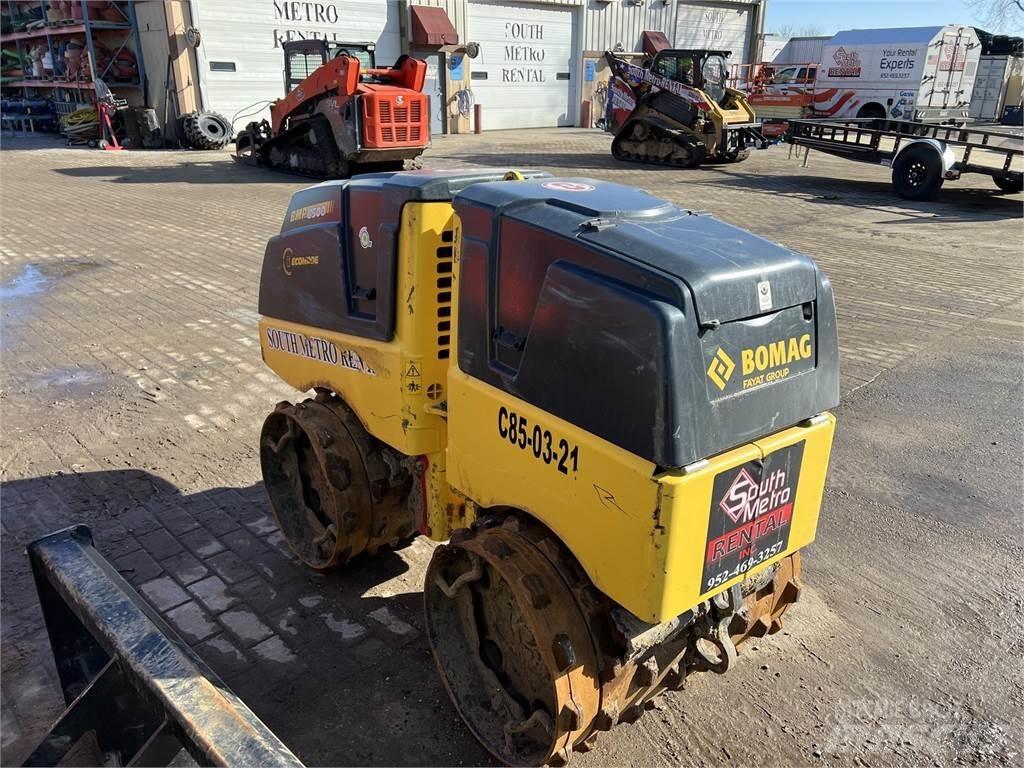 Bomag BMP8500 Cilindri compactori tractabili cu vibratii