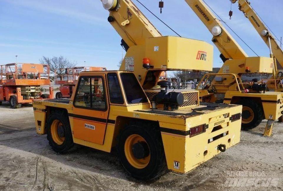 Broderson IC200 Macara teren accidentat