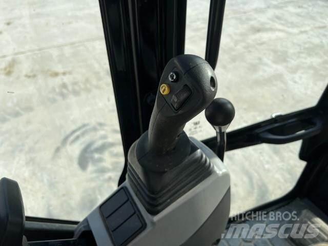 CAT 306CR Excavatoare pe șenile
