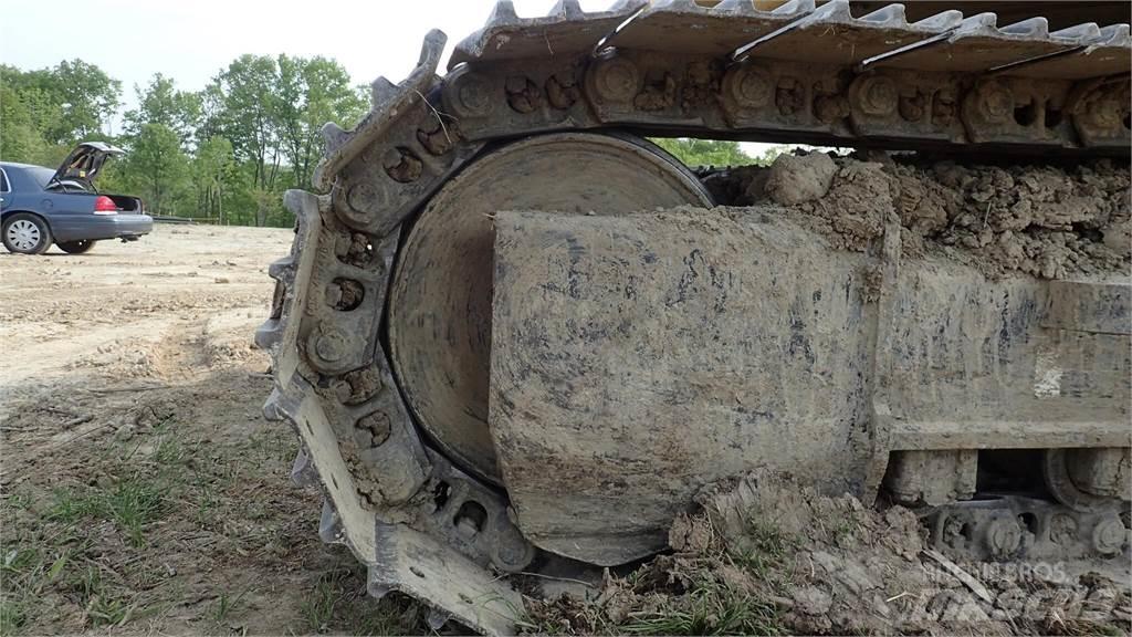 CAT 313FLGC Excavatoare pe șenile
