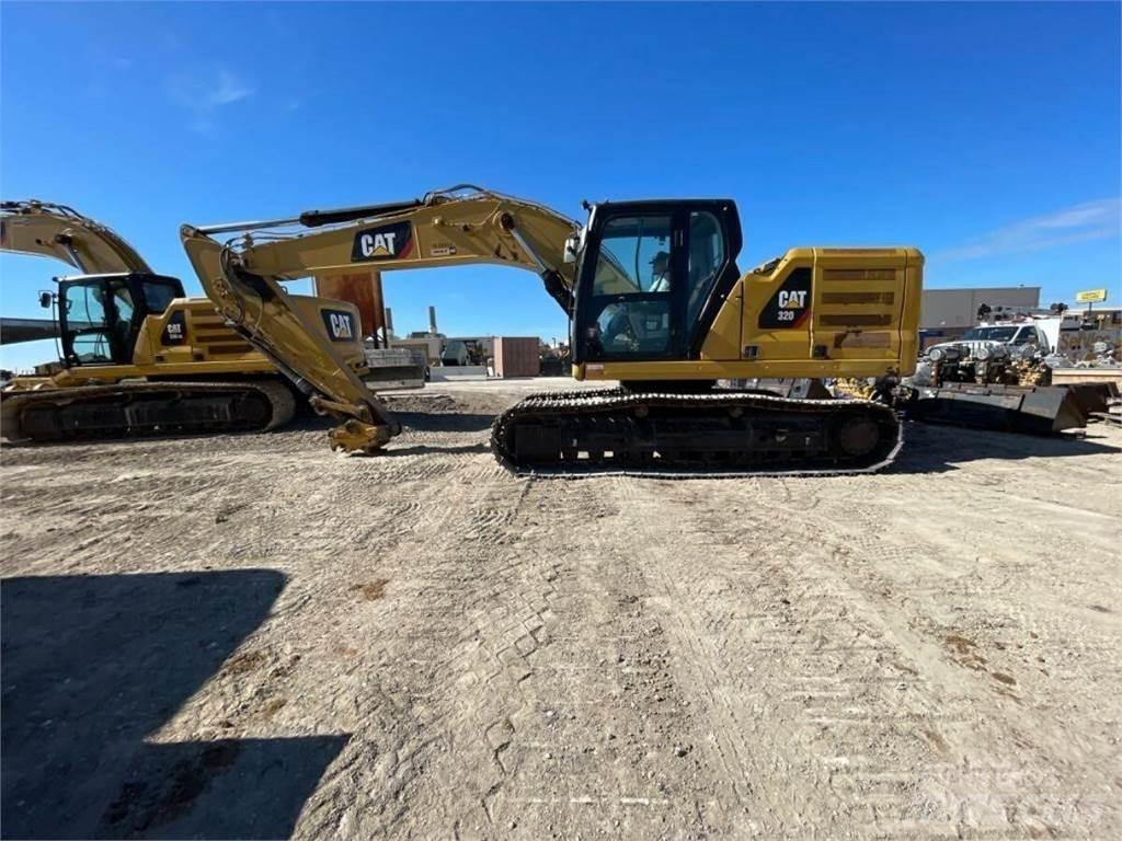 CAT 320 Excavatoare pe șenile
