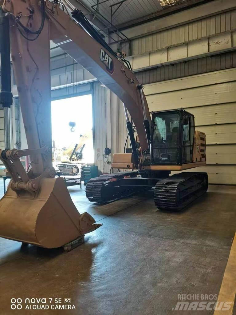 CAT 320 Excavatoare pe șenile
