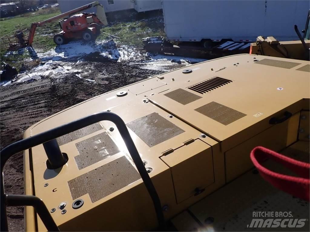 CAT 330 Excavatoare pe șenile
