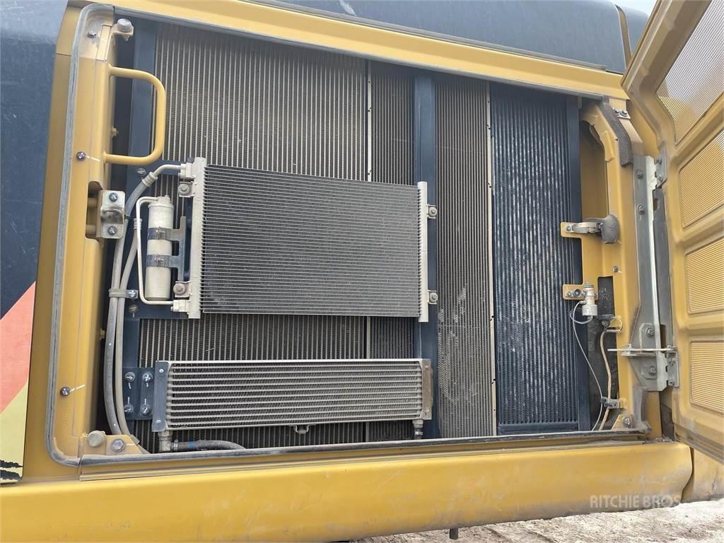 CAT 349FL Excavatoare pe șenile
