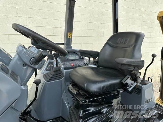 CAT 415F2 Buldoexcavatoare