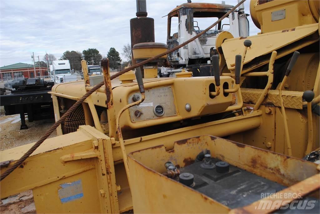 CAT 561C Buldozere pentru montat tevi