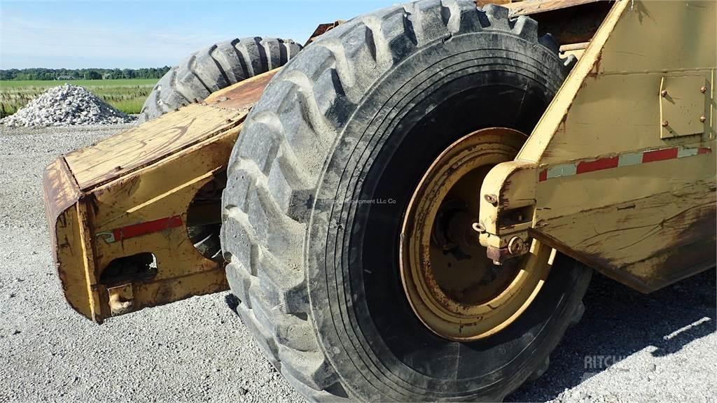 CAT 623B Elevatoare