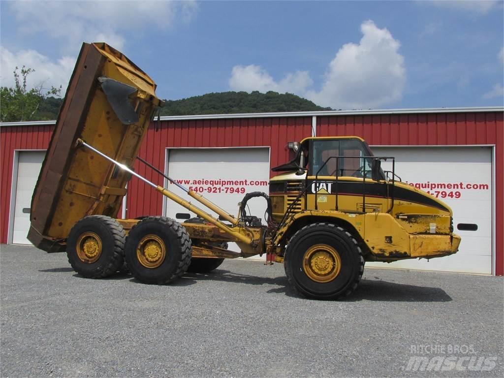 CAT 725 Transportoare articulate