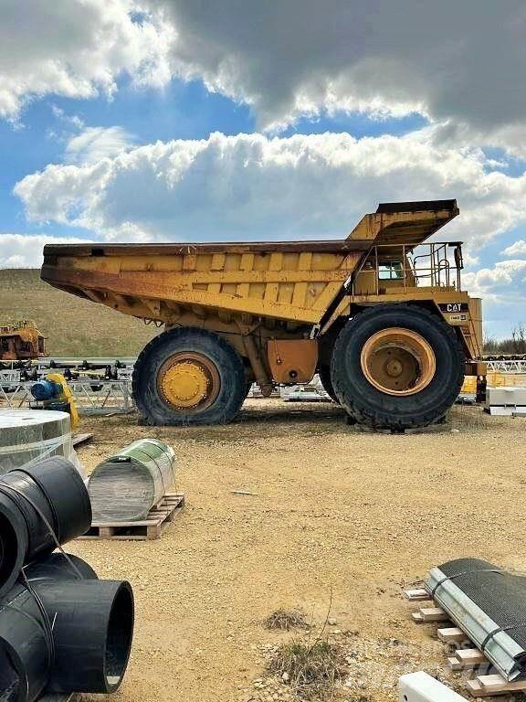 CAT 777B Transportoare articulate