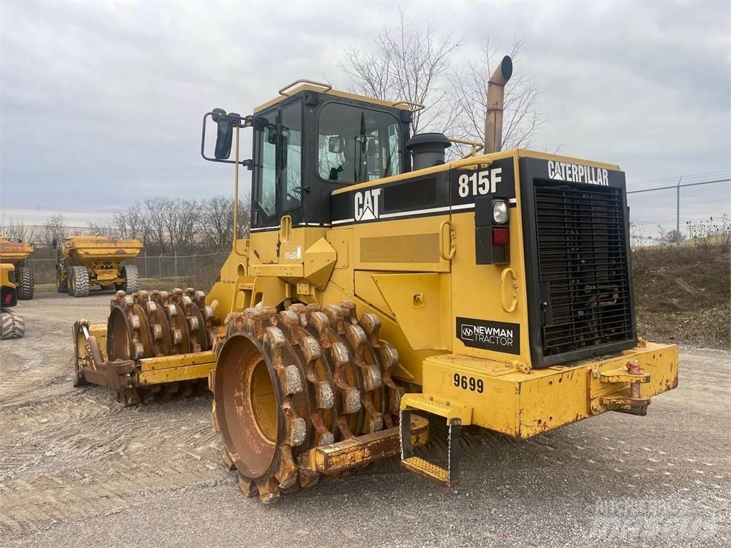 CAT 815F Compactoare deseuri