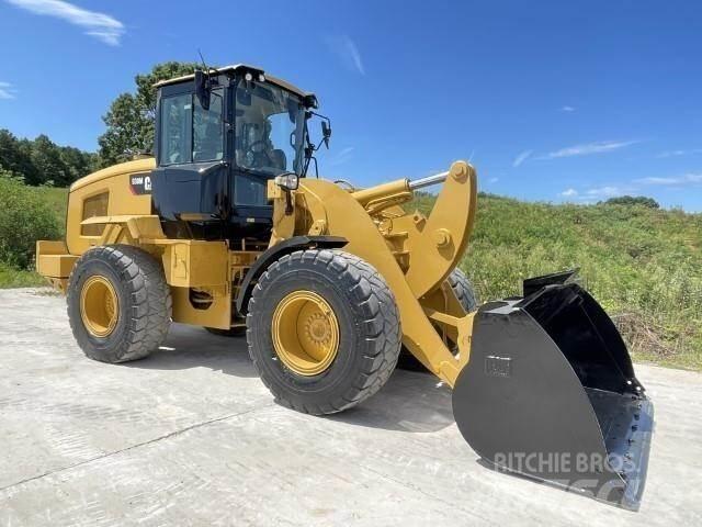 CAT 930M Incarcator pe pneuri