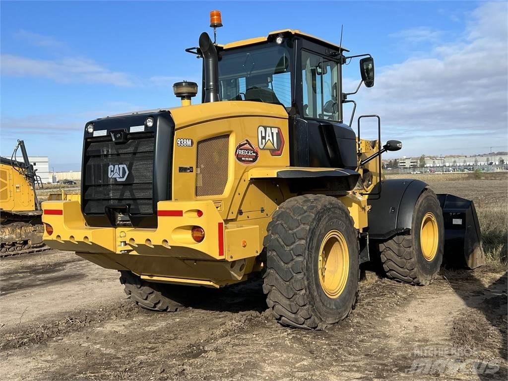 CAT 938M Incarcator pe pneuri