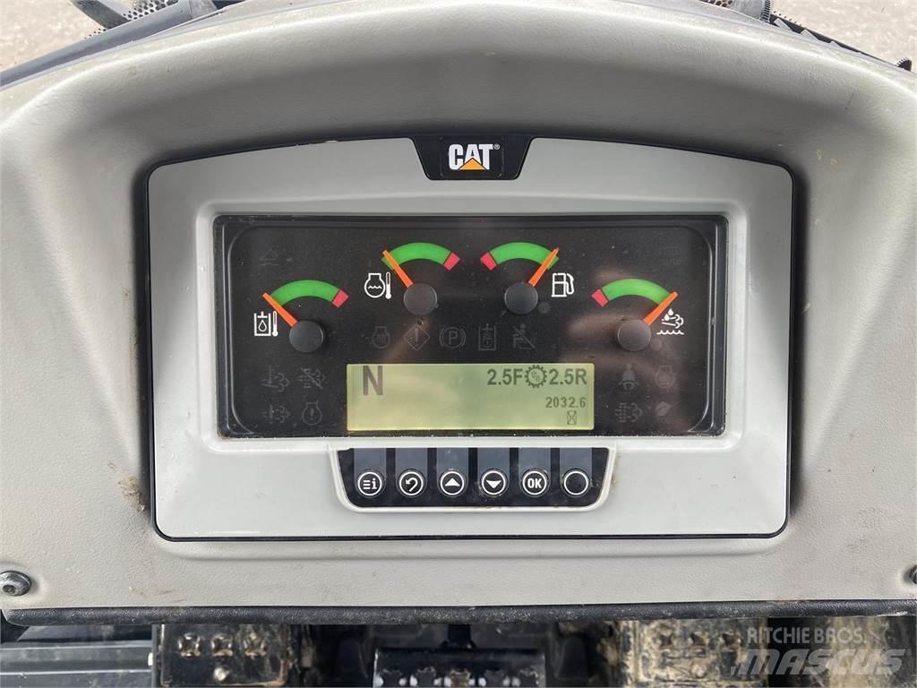 CAT 963K Încarcatoare cu excavator