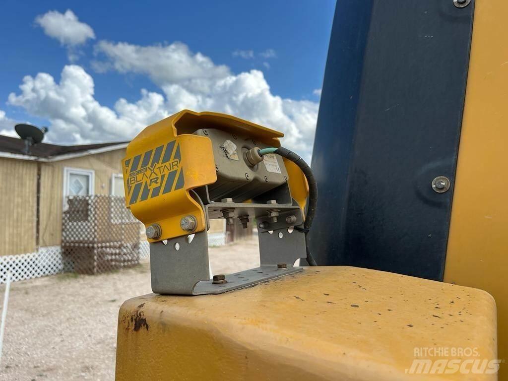 CAT 972M Incarcator pe pneuri