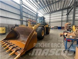 CAT 972M Incarcator pe pneuri