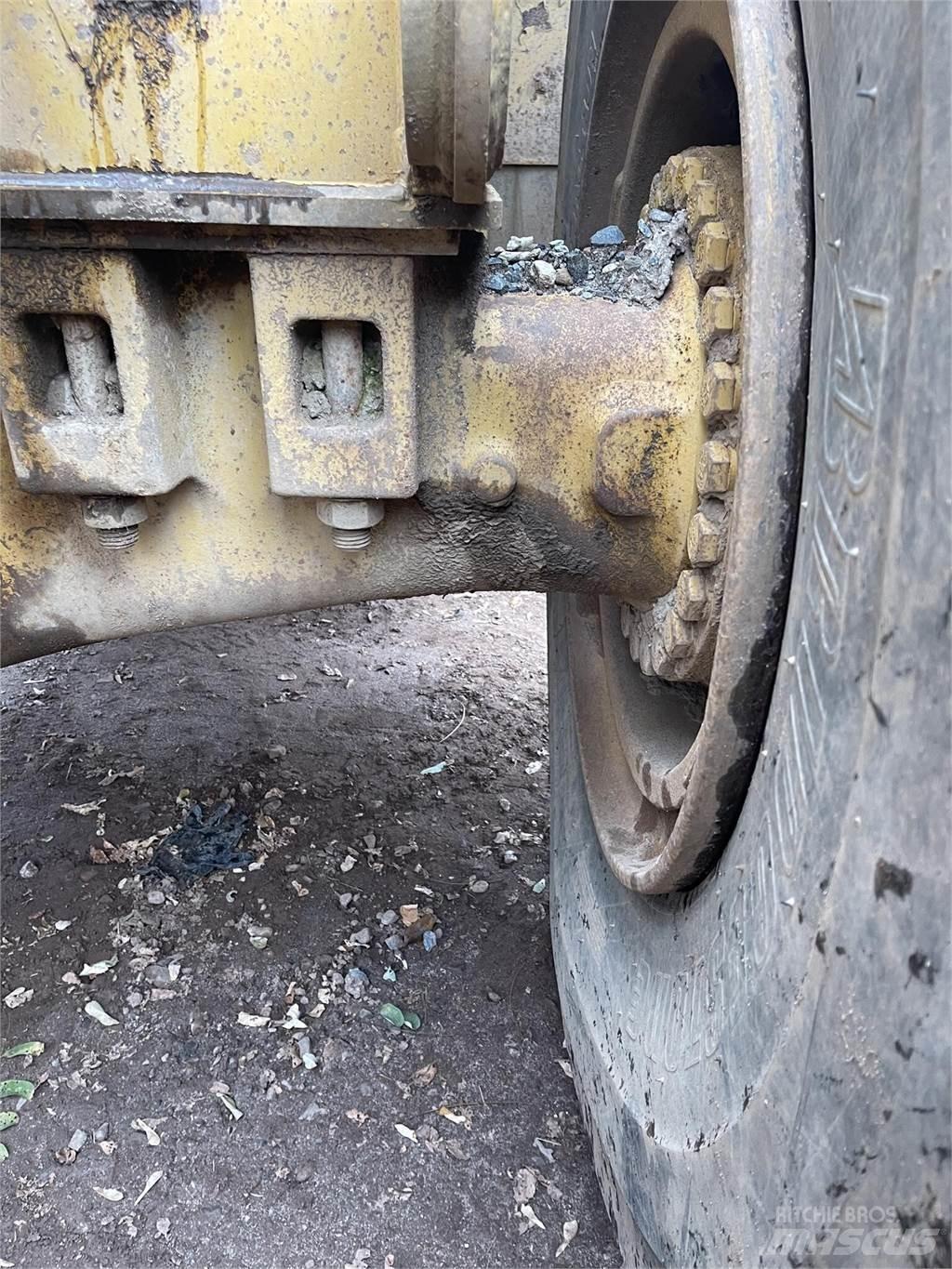 CAT 980G Incarcator pe pneuri