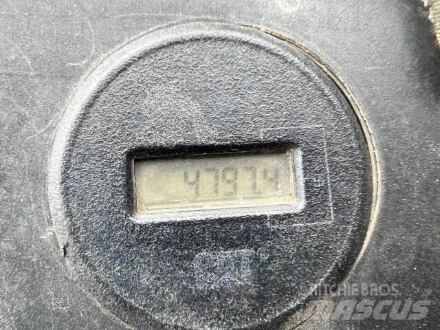 CAT CP-563C Compactoare deseuri