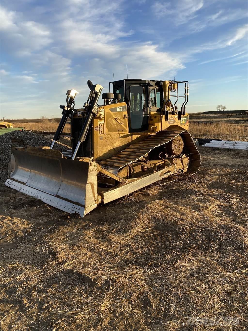 CAT D6T LGP Buldozere pe senile