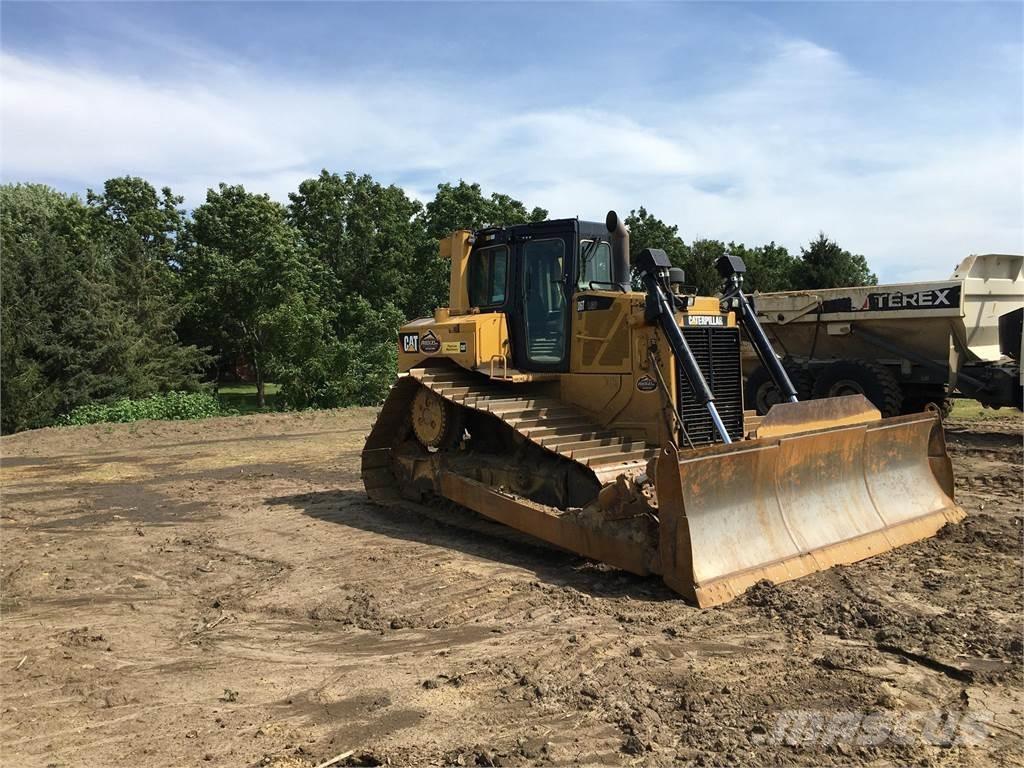 CAT D6T LGP Buldozere pe senile