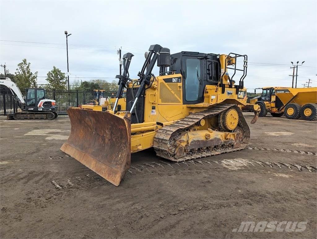 CAT D6T XL Buldozere pe senile