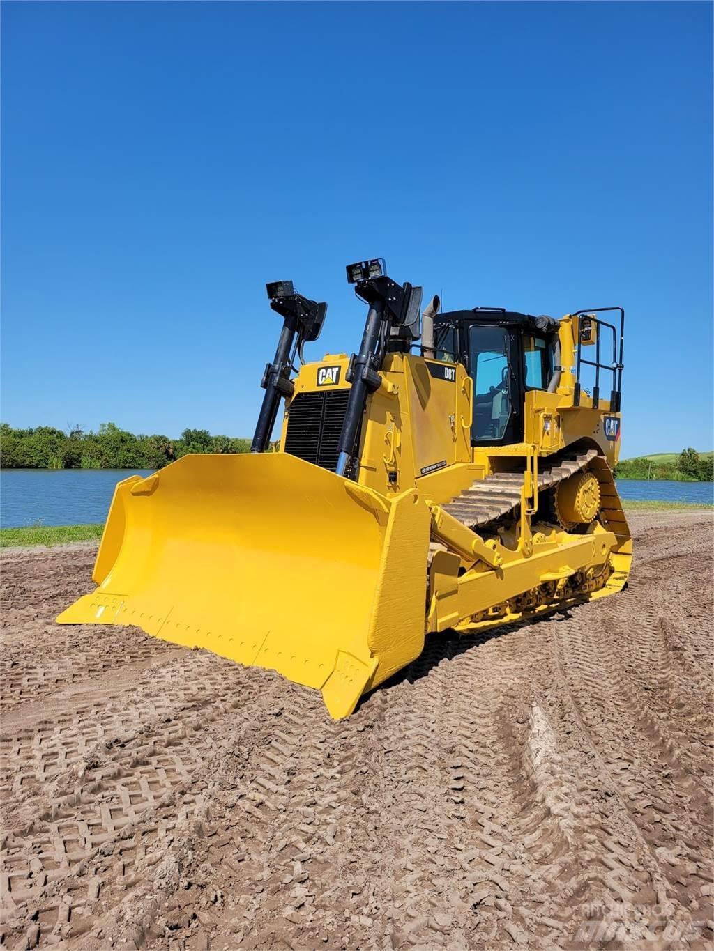 CAT D8T Buldozere pe senile