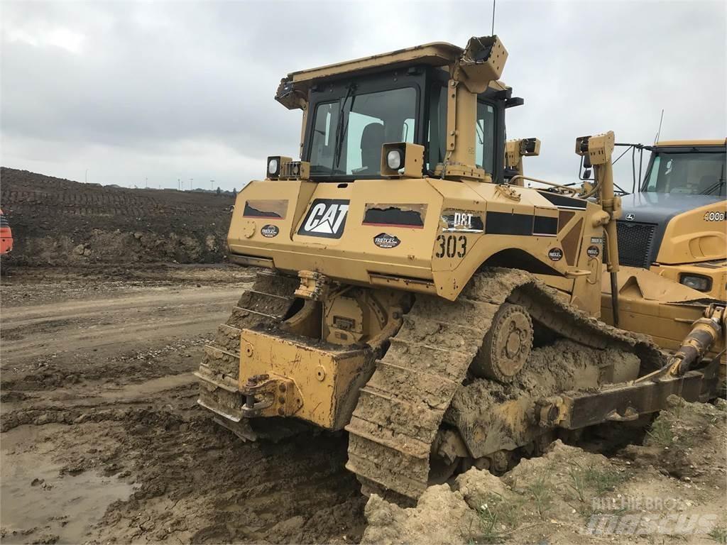 CAT D8T Buldozere pe senile