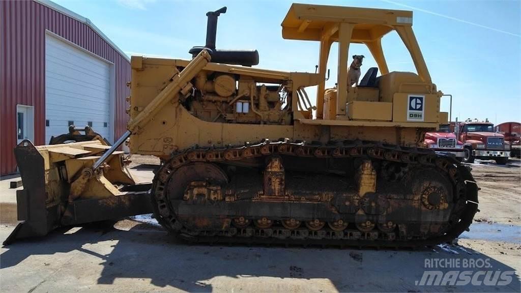 CAT D9H Buldozere pe senile