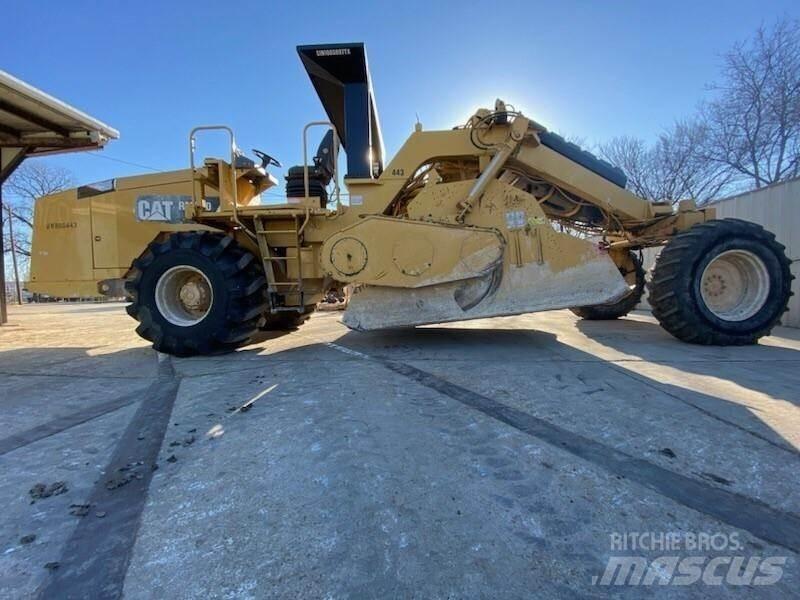 CAT RM-300 Reciclatori asfalt