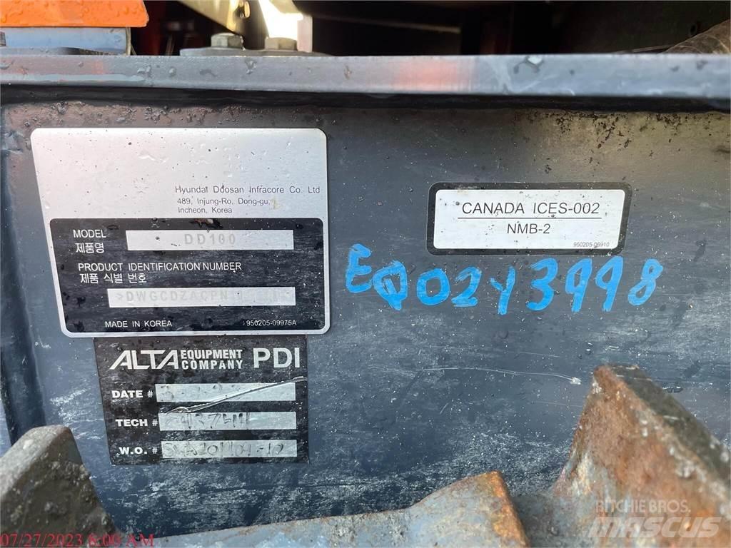 Develon DD100 Buldozere pe senile