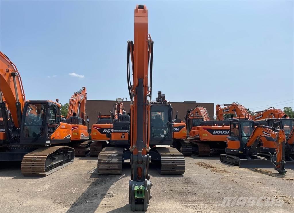 Develon DX225 LC-7 Excavatoare pe șenile
