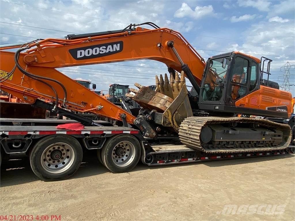 Develon DX300 LC-5 Excavatoare pe șenile
