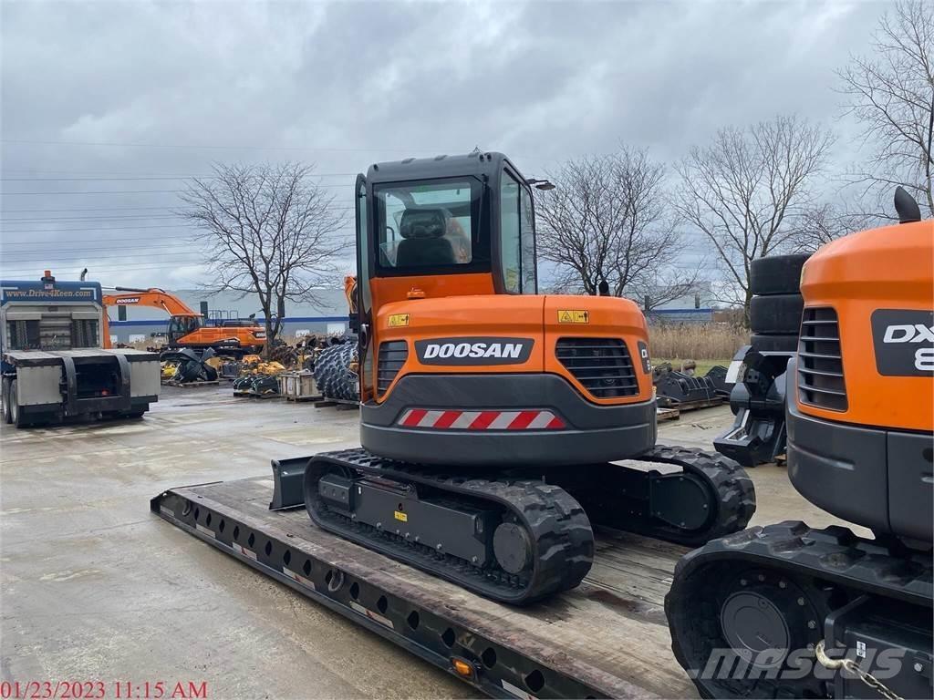 Develon DX62R-3 Excavatoare pe șenile
