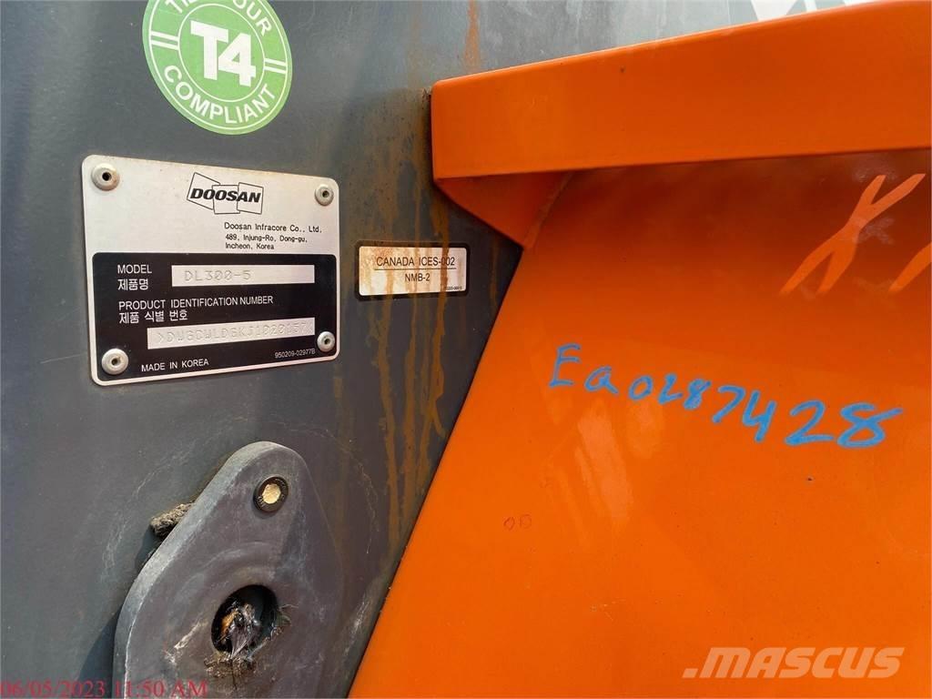 Doosan DL300-5 Incarcator pe pneuri