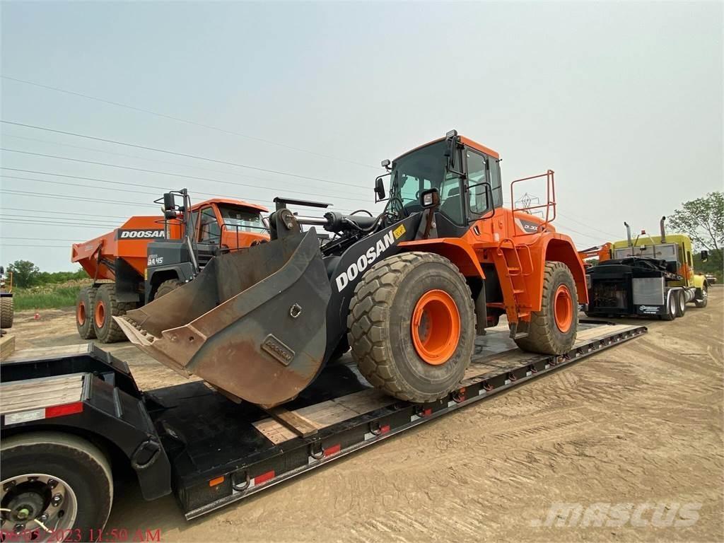 Doosan DL300-5 Incarcator pe pneuri