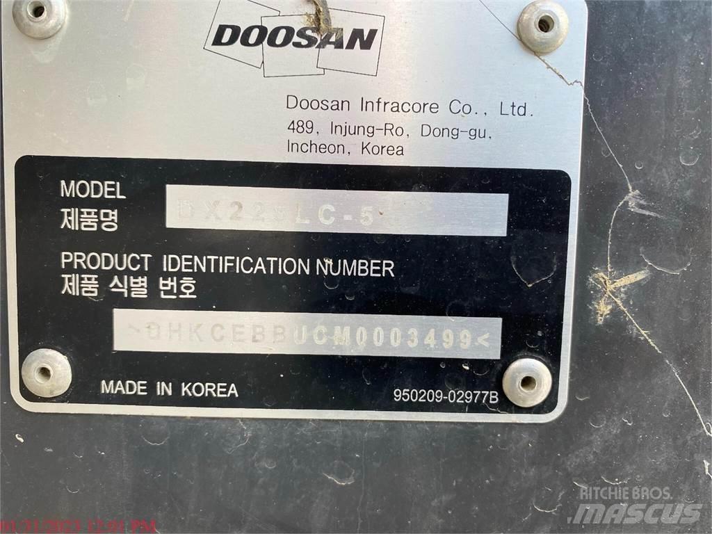 Doosan DX225 LC-5 Excavatoare pe șenile
